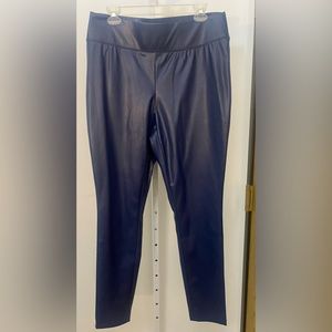 I.N.C. Vegan Leather Straight Leg Pant. Color:Navy. Sz.L